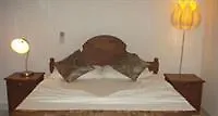 Vista Rooms Near Negombo Beach 9