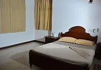 Vista Rooms Near Negombo Beach 9 Hotel